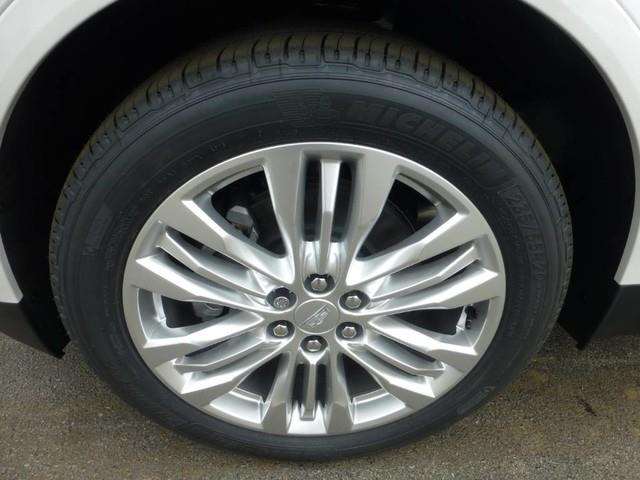 2017 Cadillac XT5 Premium Luxury 4dr SUV